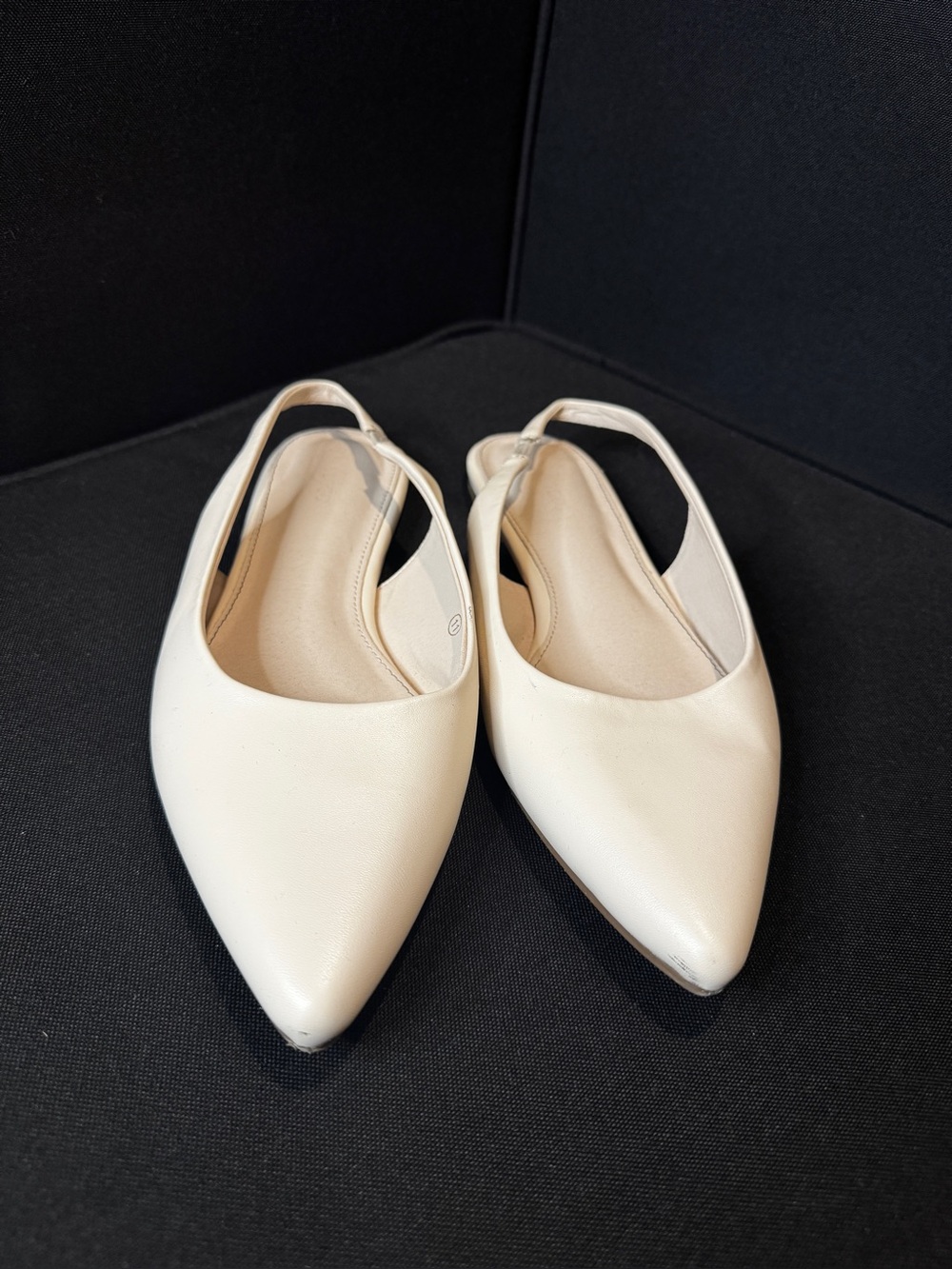Women's Pointed Slingback Flats in Ivory
